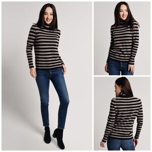 WHITE & Warren 100% Cashmere Turtleneck Sweater XS